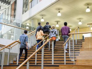 Start Your Education Right: Top Tips for Freshers